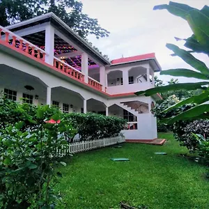 polish-princess-guest-house.comcaribbean.com/